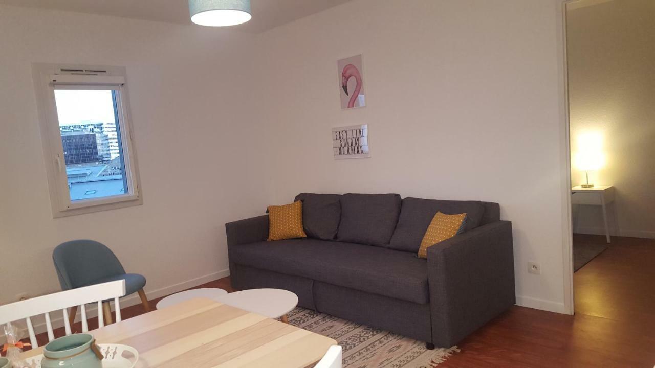 Appartement Sur L'Ile De Nantes - Place De Parking Gratuit Exteriér fotografie